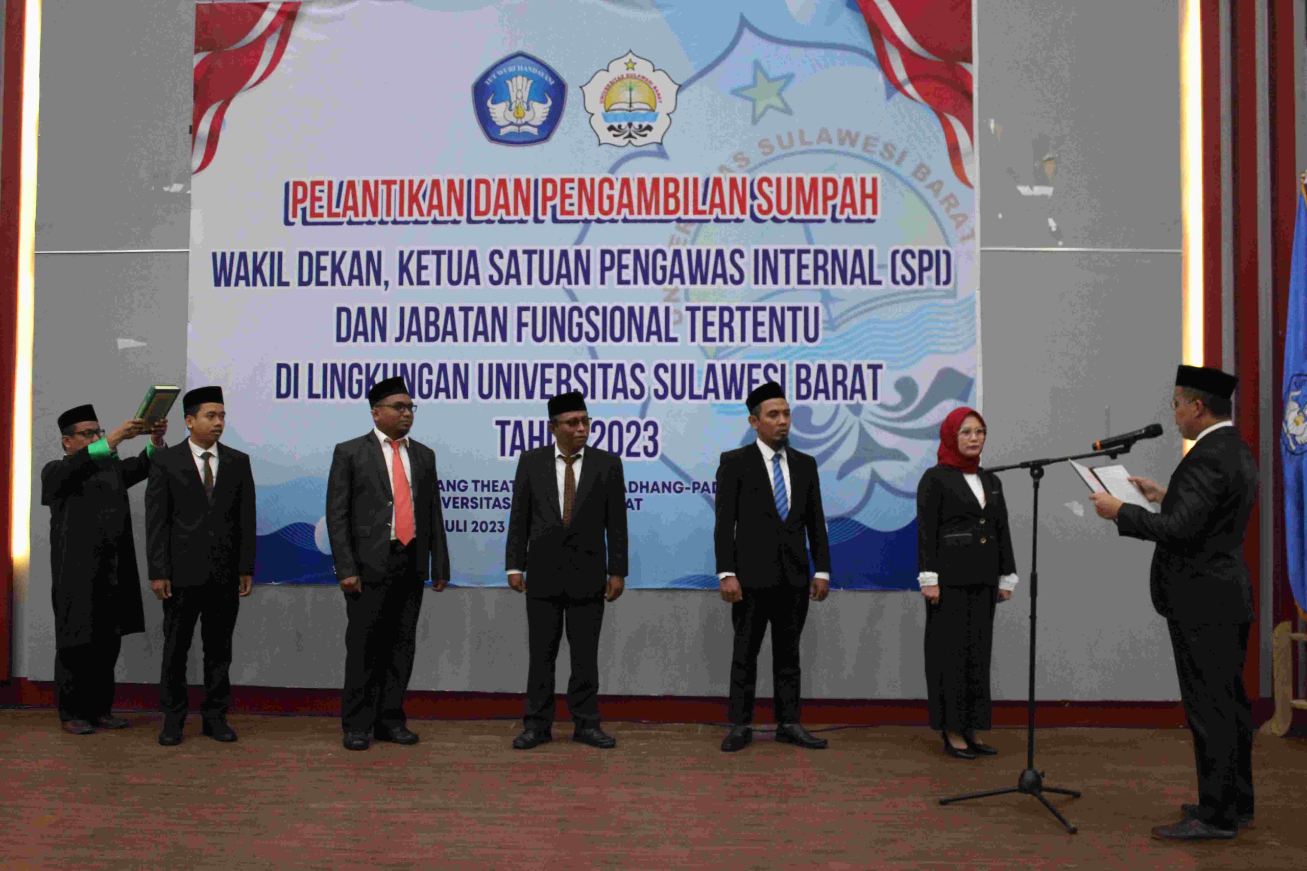 Pelantikan dan Pengambilan Sumpah di Lingkungan Universitas Sulawesi Barat
