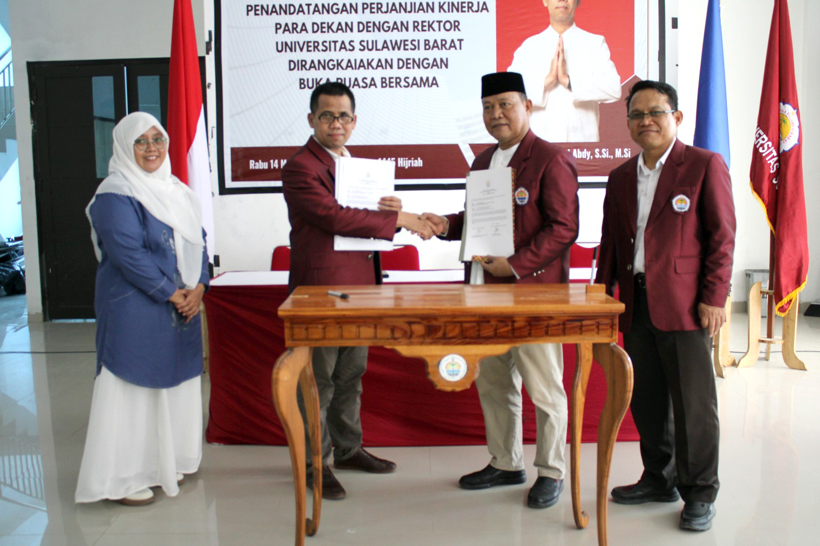 Tingkatkan Kinerja, Rektor Prof Abdy Teken Perjanjian Kinerja dengan Para Dekan